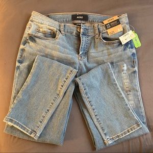 Aeropostale light wash jeans low rise